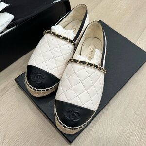 CHANEL Quilted Espadrilles - White and Black